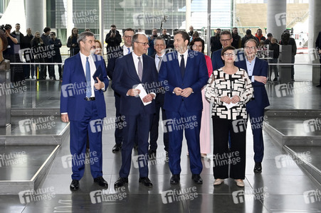 Pressekonferenz von CDU, CSU und SPD in Berlin