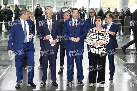 Pressekonferenz von CDU, CSU und SPD in Berlin