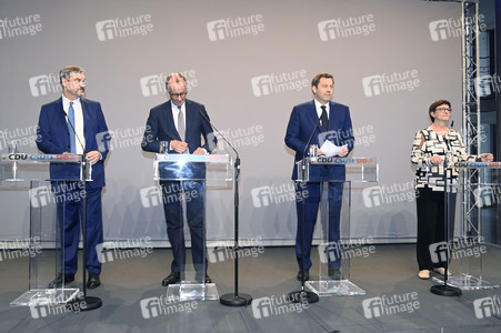 Pressekonferenz von CDU, CSU und SPD in Berlin