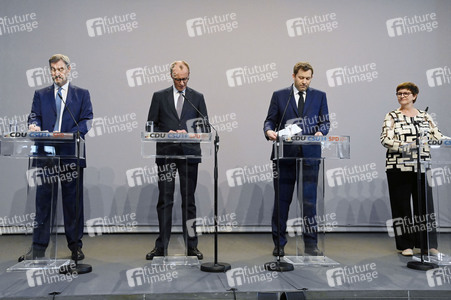 Pressekonferenz von CDU, CSU und SPD in Berlin