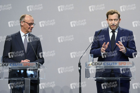 Pressekonferenz von CDU, CSU und SPD in Berlin