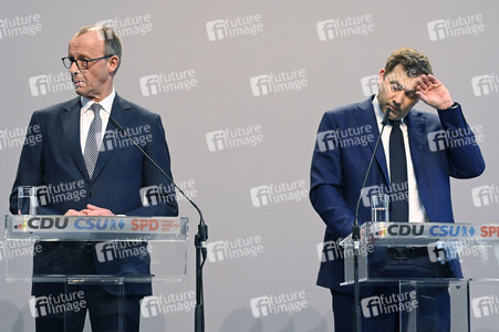 Pressekonferenz von CDU, CSU und SPD in Berlin