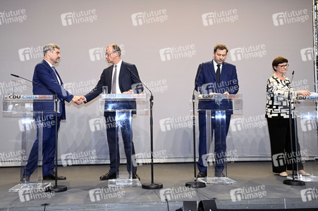 Pressekonferenz von CDU, CSU und SPD in Berlin