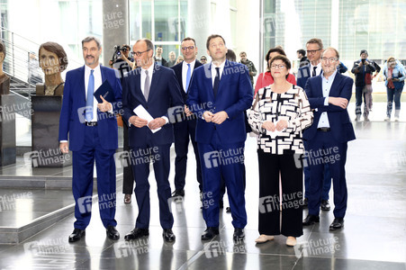 Pressekonferenz von CDU, CSU und SPD in Berlin