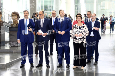 Pressekonferenz von CDU, CSU und SPD in Berlin