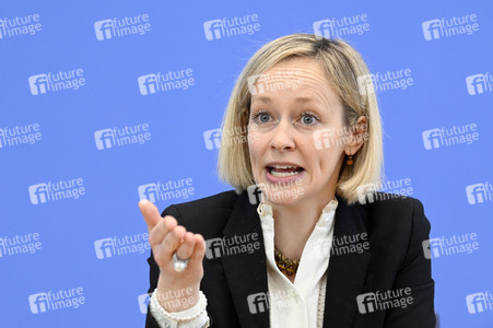 Bundespressekonferenz Vorstellung des 33. Tätigkeitsberichts für den Datenschutz und die Informationsfreiheit in Berlin