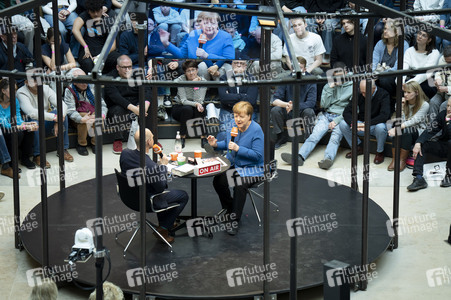 Radioshow mit Angela Merkel in Berlin