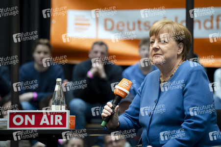 Radioshow mit Angela Merkel in Berlin