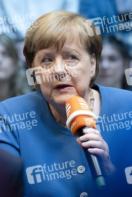 Radioshow mit Angela Merkel in Berlin