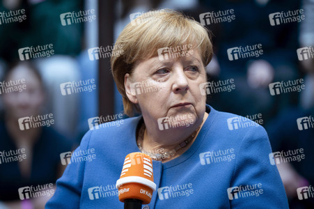 Radioshow mit Angela Merkel in Berlin