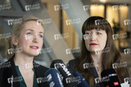 Pressestatement der Partei Die Linke in Berlin