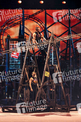 Eisrevue 'Holiday on Ice - Horizons' in Erfurt