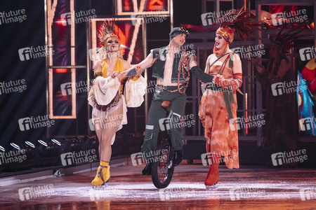 Eisrevue 'Holiday on Ice - Horizons' in Erfurt