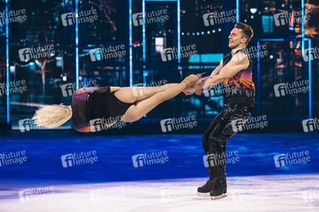 Eisrevue 'Holiday on Ice - Horizons' in Erfurt