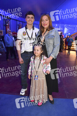 Circus Krone Premiere 'Farbenspiel - Gold Edition' in München