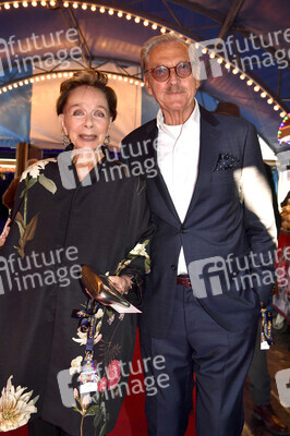 Circus Krone Premiere 'Farbenspiel - Gold Edition' in München