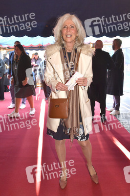 Circus Krone Premiere 'Farbenspiel - Gold Edition' in München