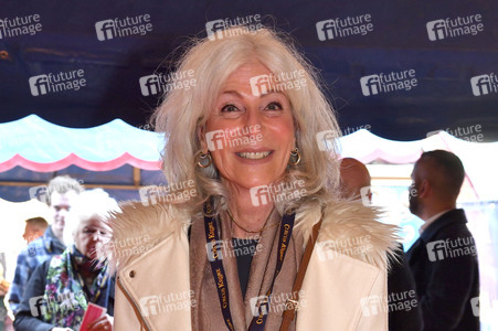 Circus Krone Premiere 'Farbenspiel - Gold Edition' in München