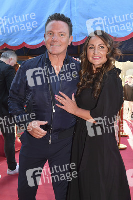 Circus Krone Premiere 'Farbenspiel - Gold Edition' in München