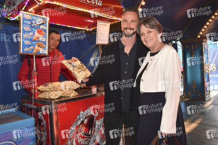 Circus Krone Premiere 'Farbenspiel - Gold Edition' in München