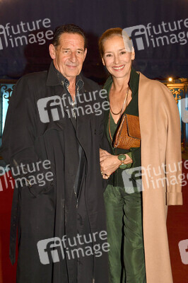 Circus Krone Premiere 'Farbenspiel - Gold Edition' in München