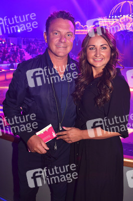 Circus Krone Premiere 'Farbenspiel - Gold Edition' in München