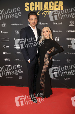 Eröffnung vom Schlager Cafe Düsseldorf in Düsseldorf