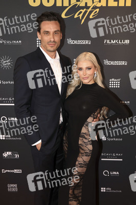 Eröffnung vom Schlager Cafe Düsseldorf in Düsseldorf