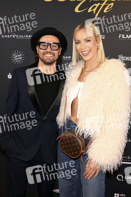 Eröffnung vom Schlager Cafe Düsseldorf in Düsseldorf