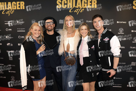 Eröffnung vom Schlager Cafe Düsseldorf in Düsseldorf