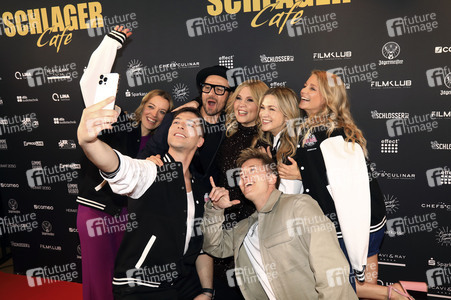 Eröffnung vom Schlager Cafe Düsseldorf in Düsseldorf