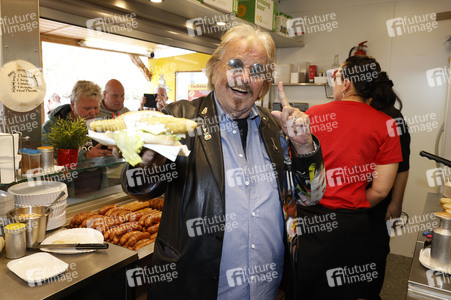 Frank Zander präsentiert 'Zander im Brötchen' in Berlin
