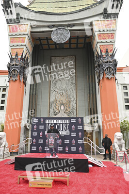 Hand and Footprint Ceremony mit Ice Cube in Los Angeles