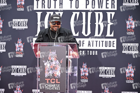 Hand and Footprint Ceremony mit Ice Cube in Los Angeles