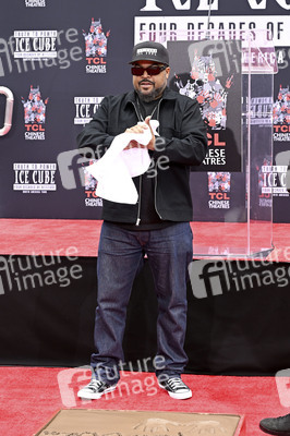 Hand and Footprint Ceremony mit Ice Cube in Los Angeles