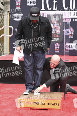 Hand and Footprint Ceremony mit Ice Cube in Los Angeles