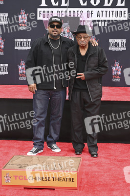 Hand and Footprint Ceremony mit Ice Cube in Los Angeles