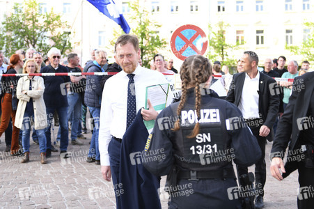 Michael Kretschmer vor Demo gegen Windanlagen in Großenhain