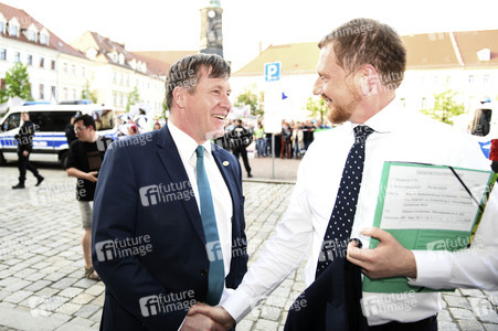 Michael Kretschmer vor Demo gegen Windanlagen in Großenhain