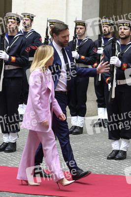 Giorgia Meloni empfängt  JD Vance in Rom