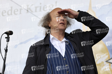 Demonstration 'Friedensprozession' in Dresden