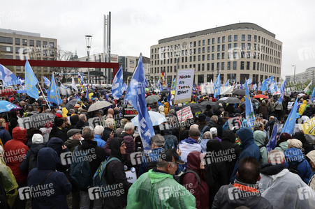 Demonstration 'Friedensprozession' in Dresden