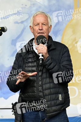 Demonstration 'Friedensprozession' in Dresden