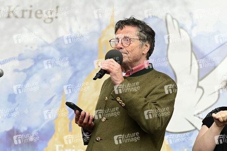 Demonstration 'Friedensprozession' in Dresden