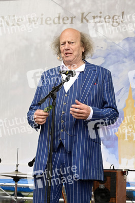 Demonstration 'Friedensprozession' in Dresden