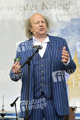 Demonstration 'Friedensprozession' in Dresden