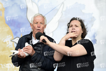 Demonstration 'Friedensprozession' in Dresden