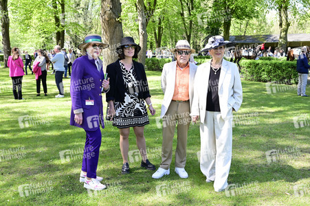 Große Saisoneröffnung 2025 auf der Rennbahn Hoppegarten in Berlin
