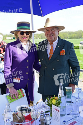 Große Saisoneröffnung 2025 auf der Rennbahn Hoppegarten in Berlin