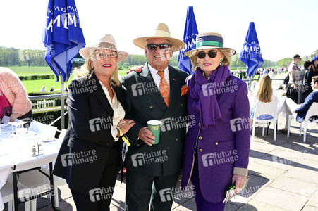 Große Saisoneröffnung 2025 auf der Rennbahn Hoppegarten in Berlin